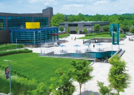 ニューヨーク州立大学パーチェス校の画像